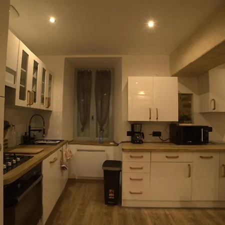 Maison Atypique Centre Bourg 15kms Du Pdf Et Parc Maulevrier Prázdninový dům